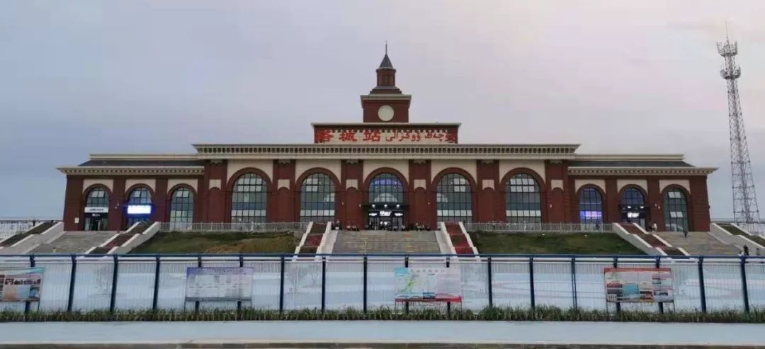 成都到塔城物流專線-成都到塔城貨運(yùn)-精品線路-